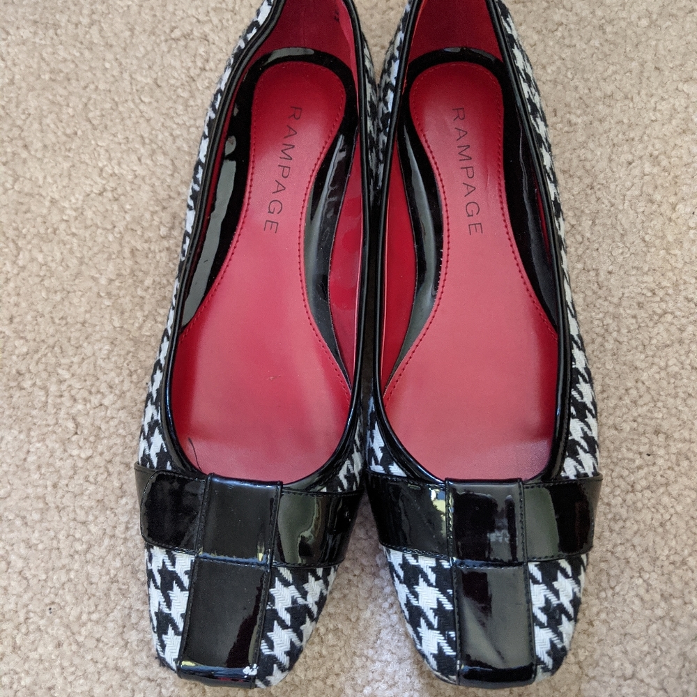 Dressy flats